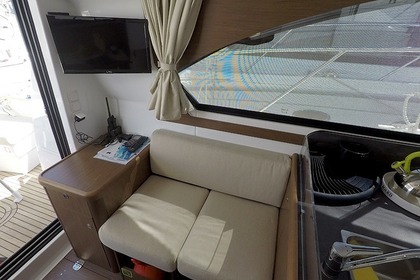 Beneteau Antares 36