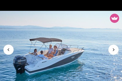 Hire Motorboat Quicksilver Active Sundeck 675 (2022) Kolympia