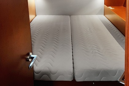 Oceanis 51.1 One Piece