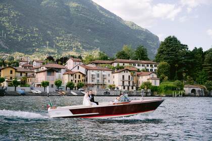 Colombo Super Indios Luxury Wooden Classic boat