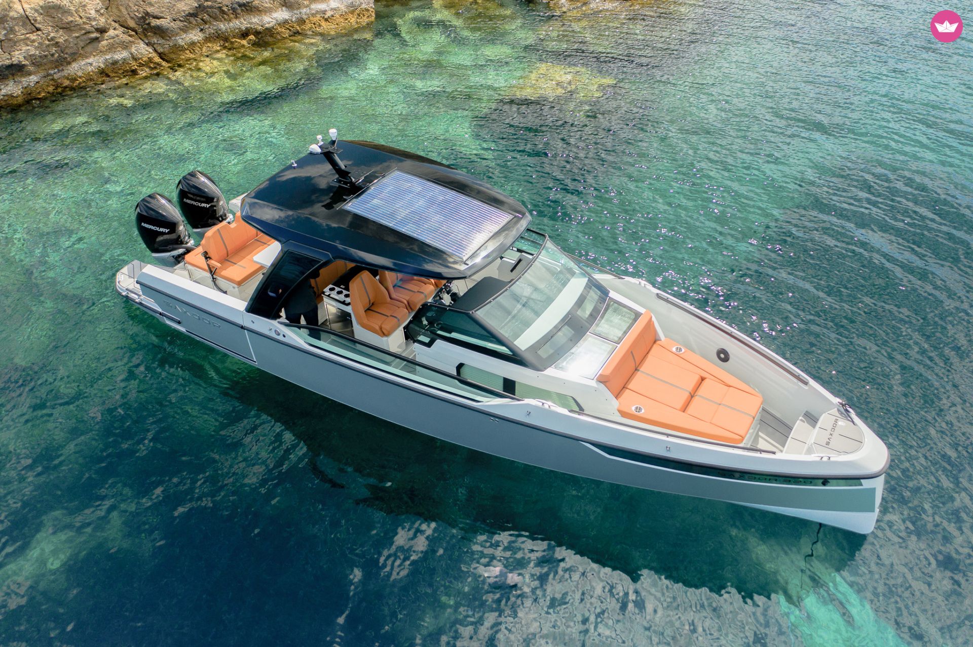 Bateau à moteur Saxdor 320 GTO 600cv