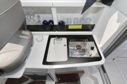 NEW Beneteau Antares 8 OB