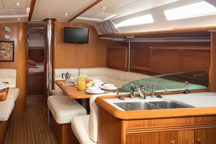 Charter Sailboat JEANNEAU SUN ODYSSEY 43' Naousa