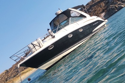 Hire Motorboat Monterey 335 Ornos