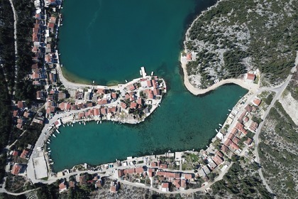 Lolivul 7.4 in Blaće,  near Plače and Opuzen