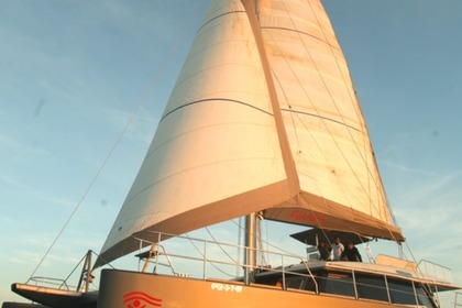 Alquiler Catamarán SUNREEF YACHTS 62 Marbella
