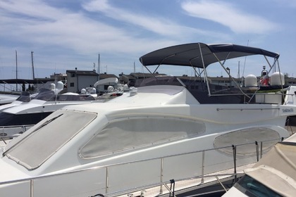 Noleggio Barca a motore Navali Vadino 58 Lignano Sabbiadoro