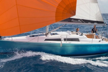 Aproveite a navegação neste veleiro de 9.62 metr