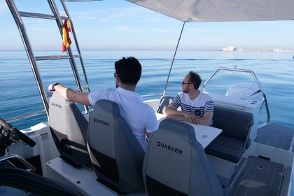 Miete Motorboot Quarken Quarken 27 T-TOP V.2 Roses