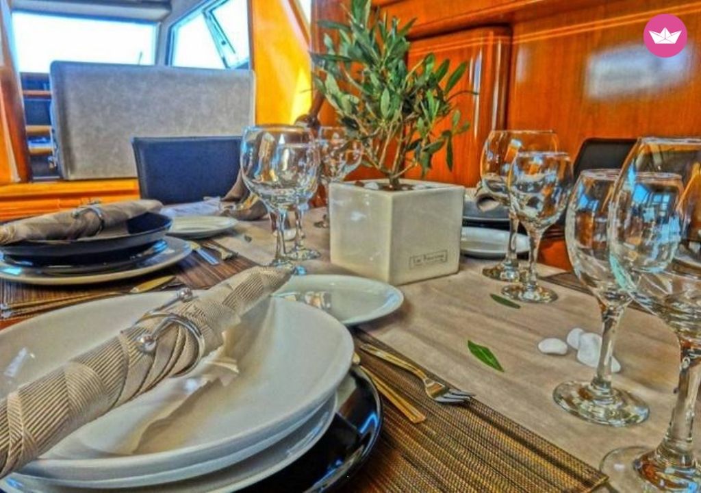 Ferretti 75 in Athens  