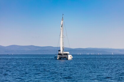 Катамаран LAGOON 40 11,74м.