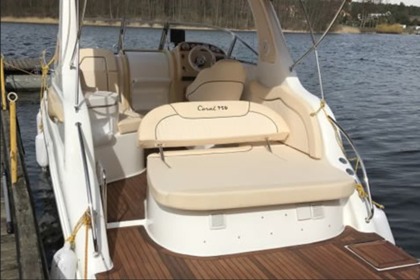 Charter Motorboat Coral 750 Petrčane