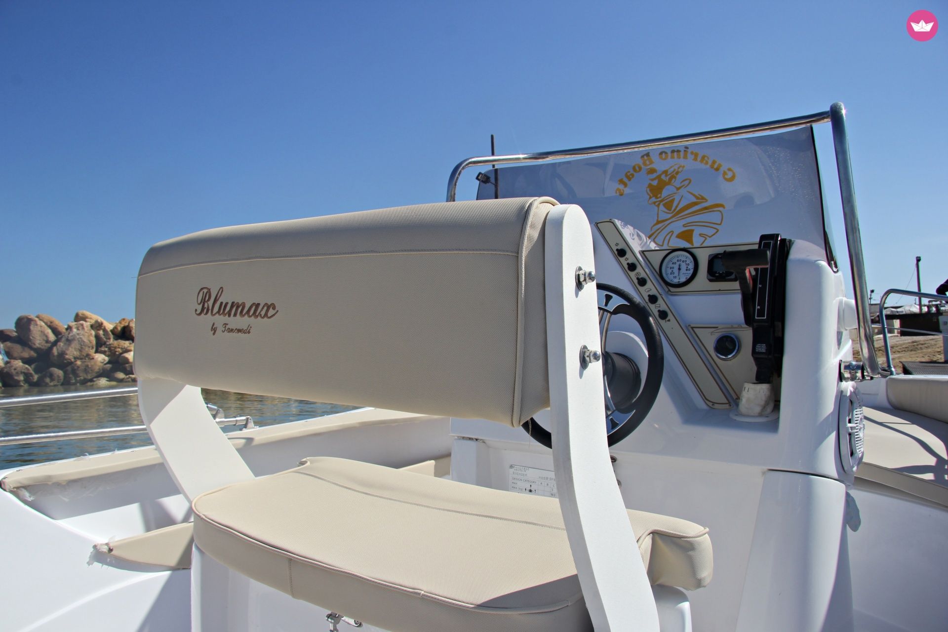Bateau sans permis BLUMAX 580 OPEN LINE PRO 40cv 4