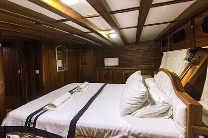 Amazing Holiday with Cemre Junior