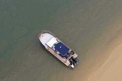 Rental Motorboat BEACHER 8,40 Lège-Cap-Ferret