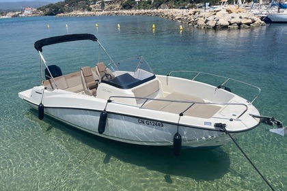 Aluguel Semi Rígido Quicksilver Activ 675 Open Saint-Cyr-sur-Mer