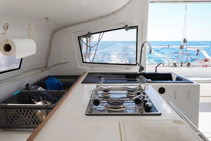 Catamaran TS42 rapide confortable et sportif