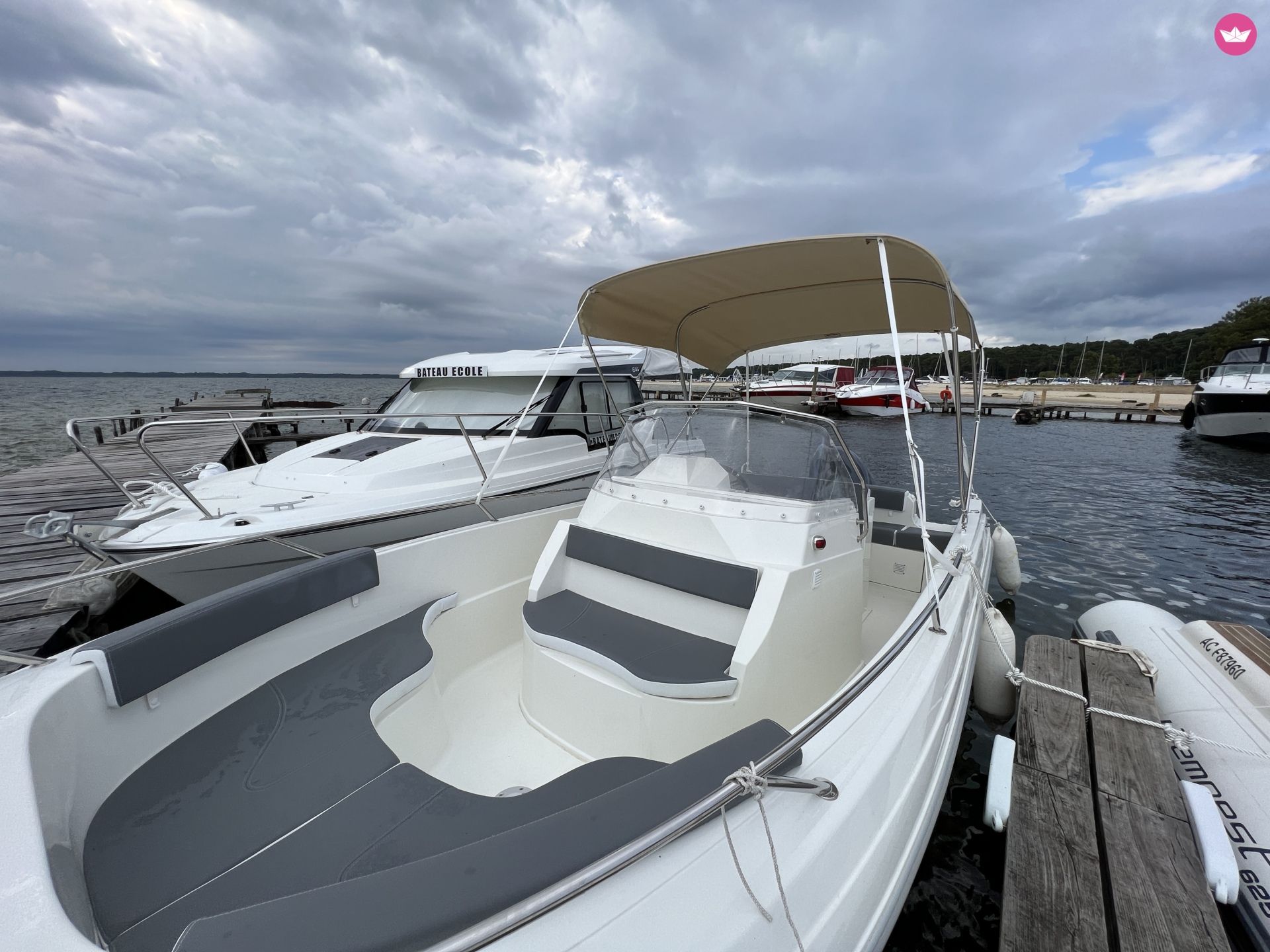 Bateau à moteur Pacific Craft Open 670 150cv 2