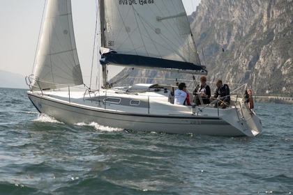 Alquiler Velero DEHLER 28s Riva del Garda