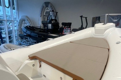 Hyra båt RIB-båt Zodiac Medline 6.8 Arcachon
