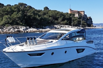 Beautiful Beneteau Gran Tourismo 46