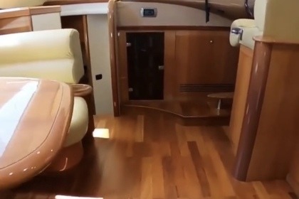 YACHT CHARTER IN VLORA BAY: YOUR GATEWAY TO LUXURY AND ADVENTURE