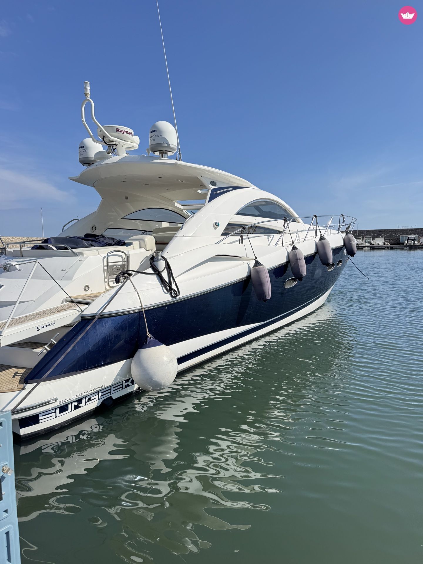 Bateau à moteur SUNSEEKER Portofino 53 HT 1600cv 2