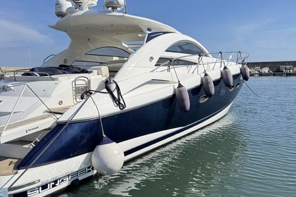 Noleggio Barca a motore SUNSEEKER Portofino 53 HT Monopoli