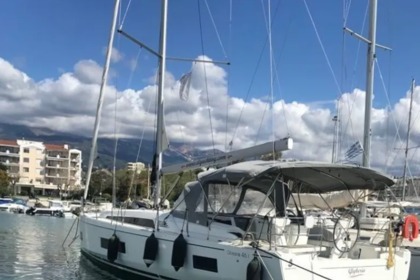 Hire Sailboat Bénéteau Oceanis 46.1 Lefkada