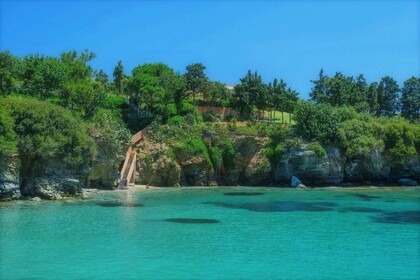 Private Luxury Day Trips to Agia Pelagia on TREATON (16.15 m., A/C)