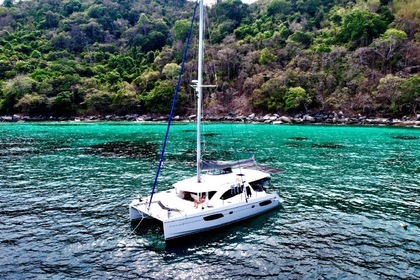 Aluguel Catamarã Robertson & Caine Leopard 44 Phuket