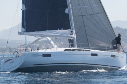 sailing yacht rental greece