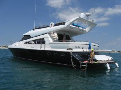 Charter Motor yacht Johnson  65 Yacht Ajaccio