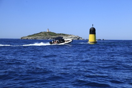 Miete Motorboot Brig E 8 Six-Fours-les-Plages