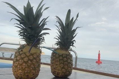 Malta, Comino, Blue Lagoon. Best Price w/ inclusions boat trips 4hrs