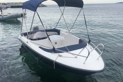 Miete Boot ohne Führerschein  SKUTNICZY ZAKLAD Kruger Laser Saint-Raphaël