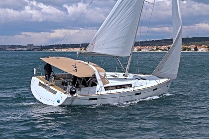 Miete Segelboot BENETEAU OCEANIS 45 Sukošan