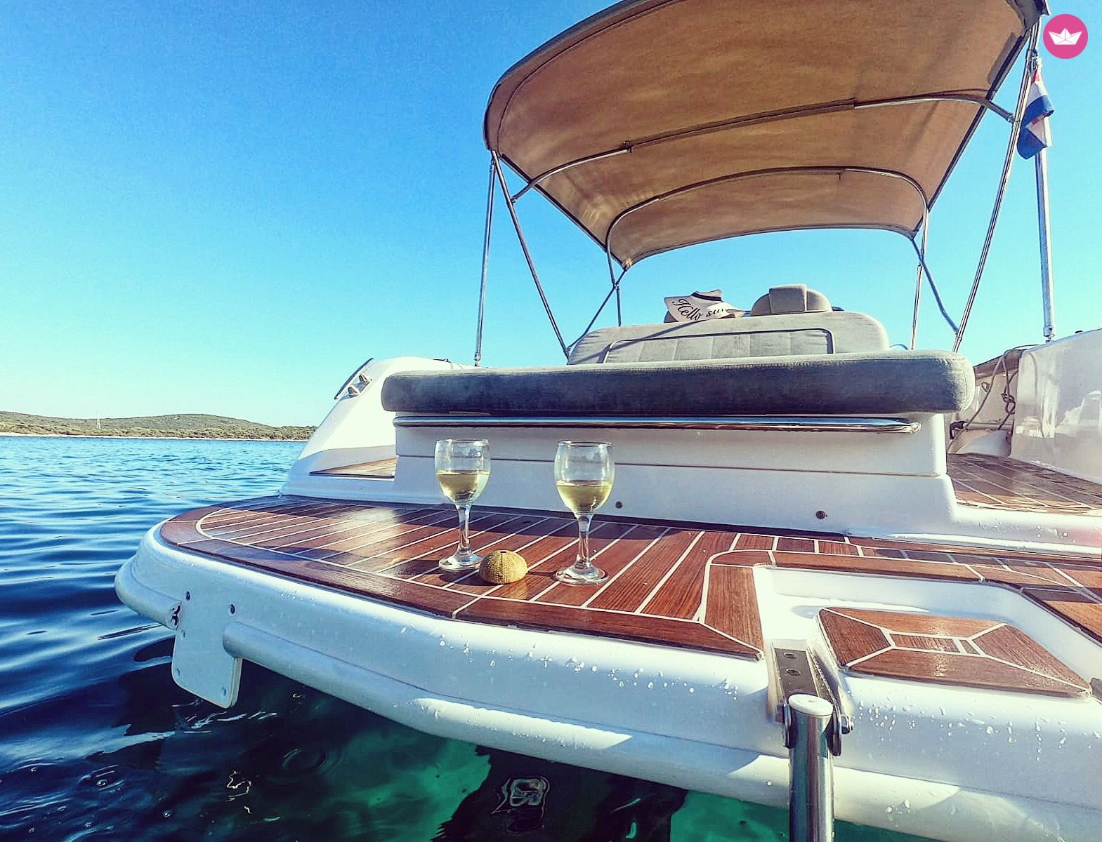 Bateau à moteur Focus Motor Yachts Focus 23 SunDeck Cabin 220cv 8