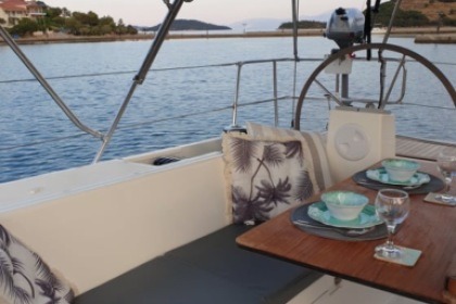 Brand new C45 sailing boat to discover the Ionian