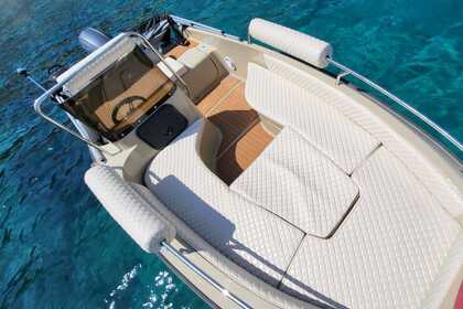 Charter Motorboat Isatek tekne Cobra 495 Glyfada