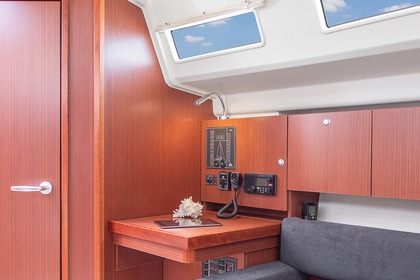 Hanse 315 Segelyacht mieten Sneek