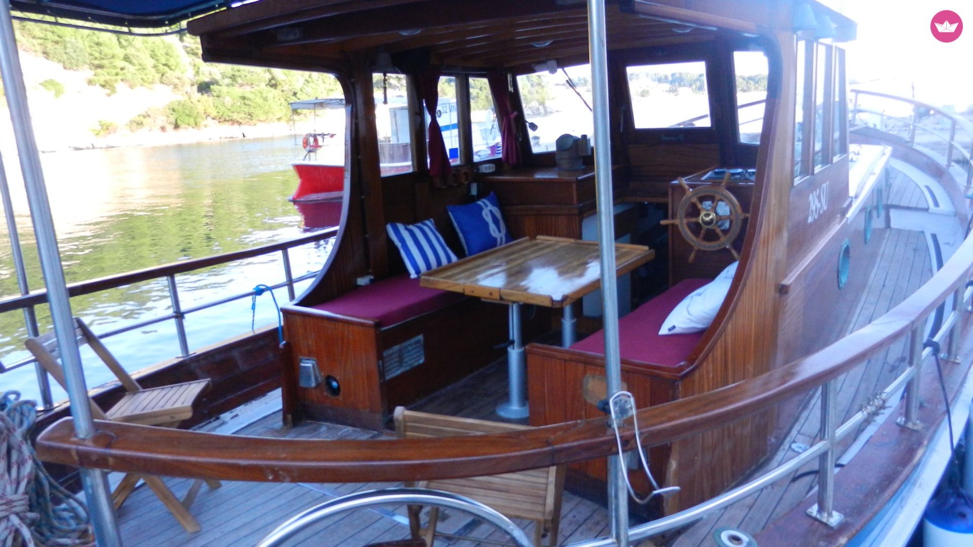 Bateau à moteur Traditional Croatian boat Leut Palagruža 140cv 6