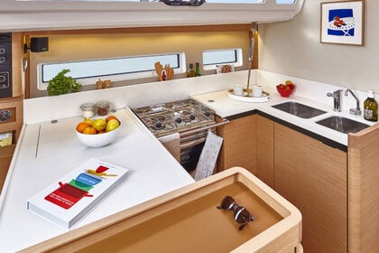 Miete Segelboot  Sunsail 44 SO Cannigione