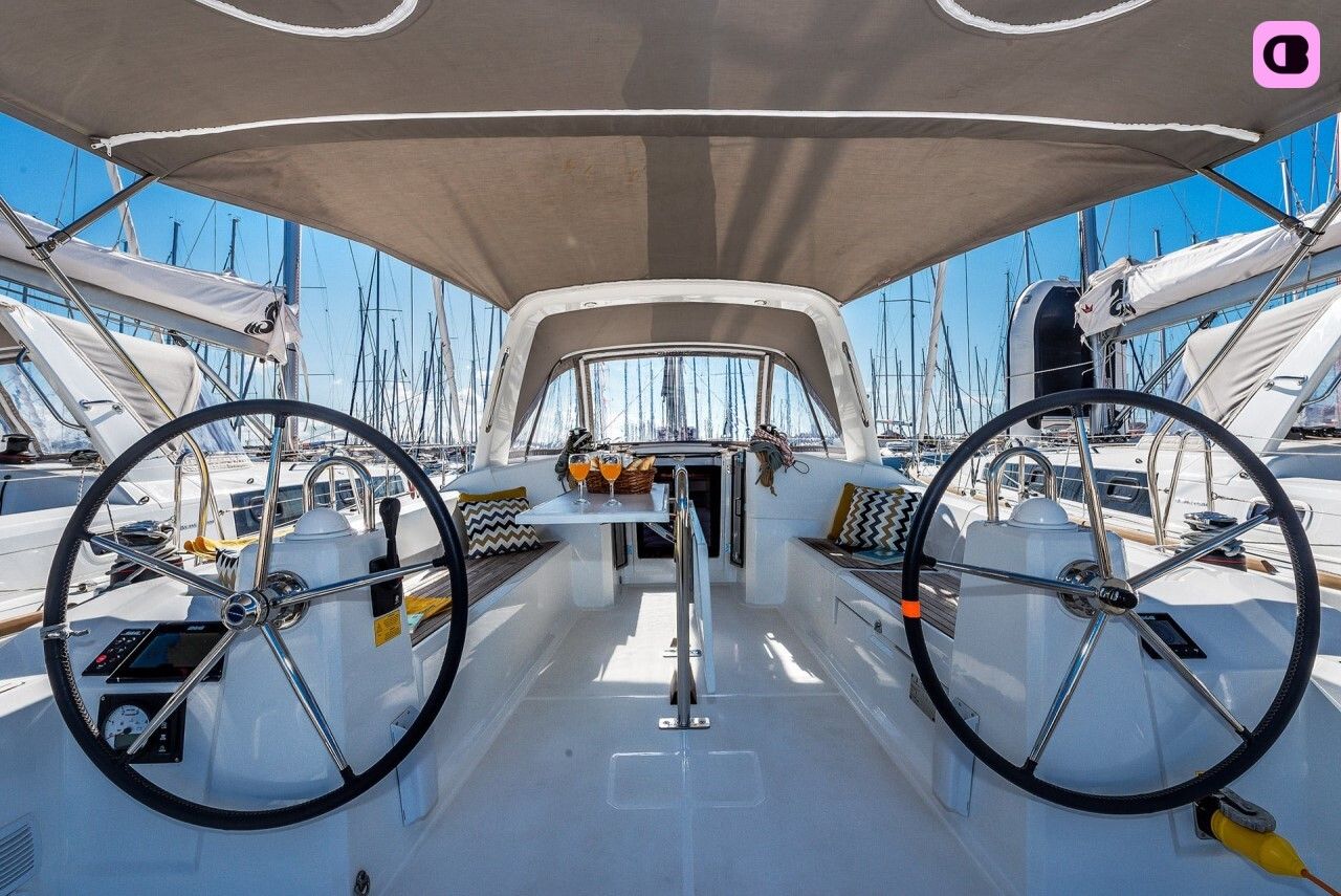 Voilier Bénéteau Oceanis 38.1 11m 3