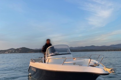 Rental Motorboat Quicksilver Quicksilver 550 Commander La Londe-les-Maures