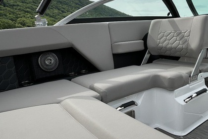 location bateau Four Winns Lac du Bourget Lac Aix les bains