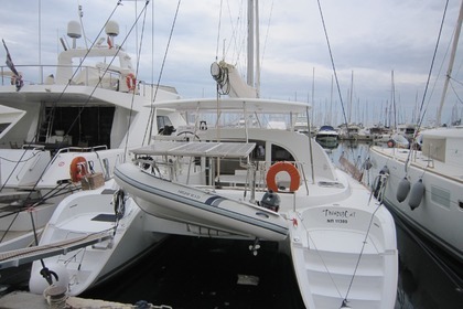 Charter Catamaran LAGOON 380 Laurium