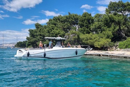 Miete Motorboot Jeanneau Cap camarat 9.0CC Krk