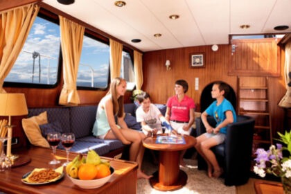 Valkkruiser 1200 Content