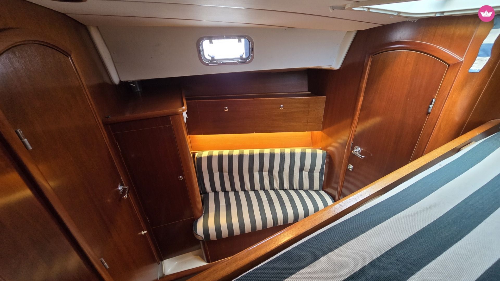 Voilier Beneteau Oceanis 40 11.99m 5
